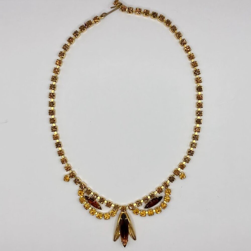 Vintage 1960s Unsigned Amber Topaz Rootbeer Goldtone Choker Princess Necklace